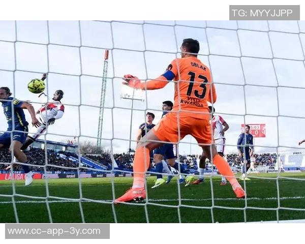 西甲第29轮精彩对决巴萨主场迎战巴列卡诺皇马马竞同日上演巅峰对决